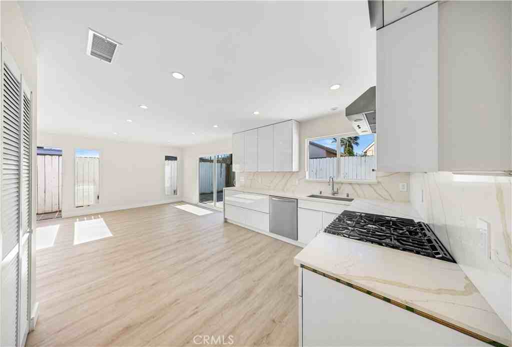 8145 Morse Ave #8145 - Photo 3 of 16