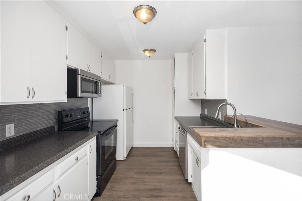 803 Calle Puente #803A - Photo 5 of 32