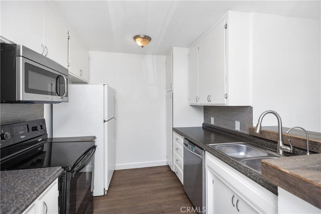 803 Calle Puente #803A - Photo 6 of 32