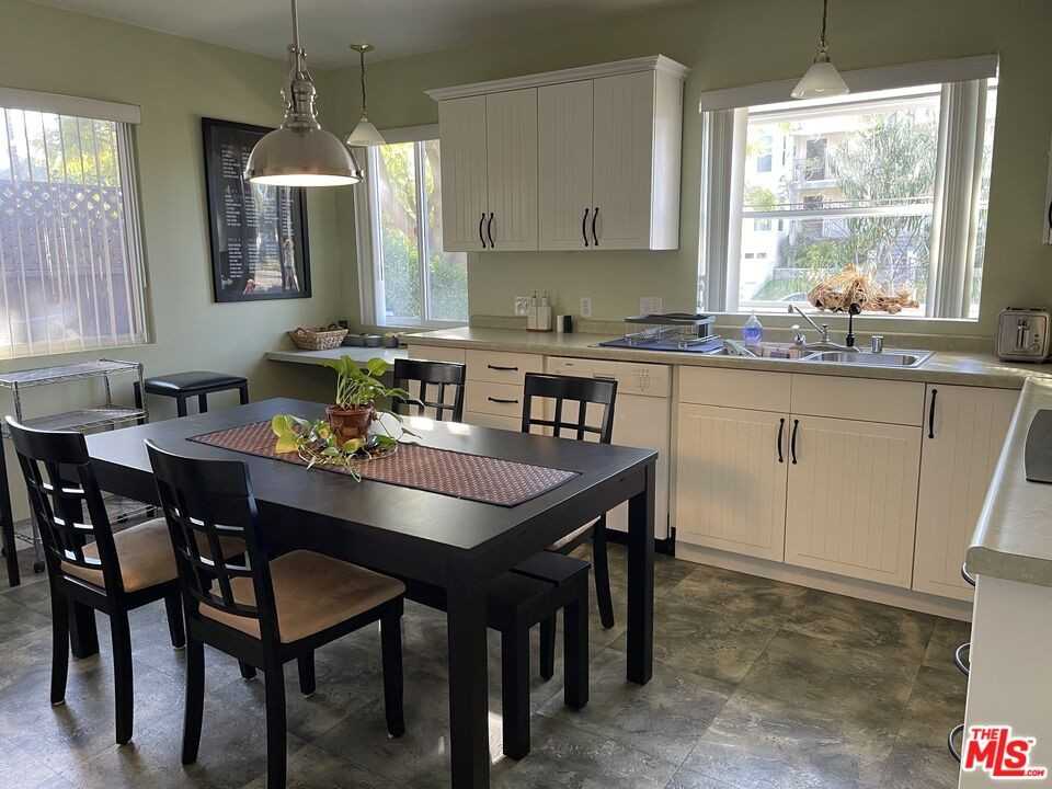 7802 Airport Blvd #7802 - Photo 3 of 38