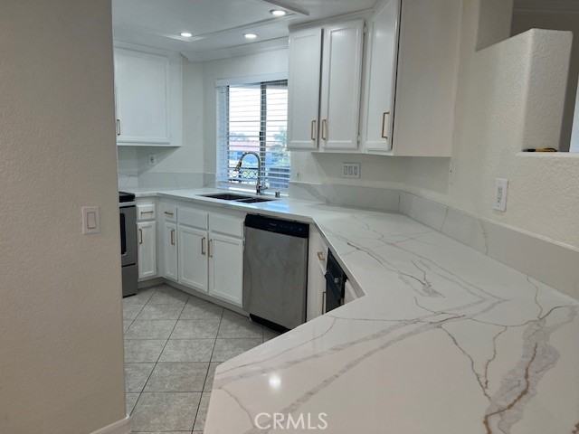 320 Lake St #320 - Photo 2 of 28