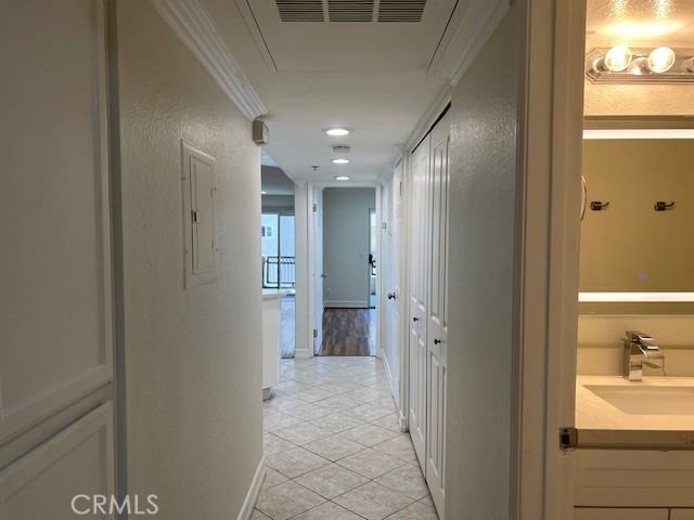 320 Lake St #320 - Photo 6 of 28