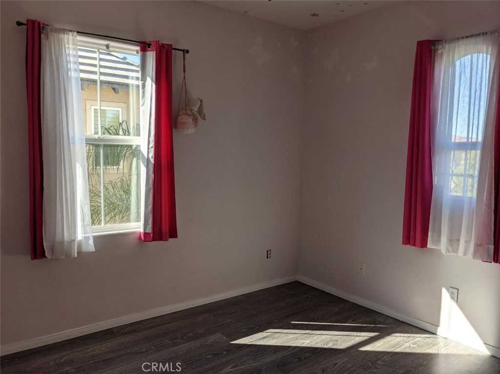 40200 Bellevue Dr #40200 - Photo 6 of 16