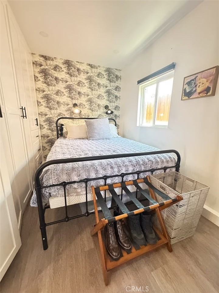 14828 Saticoy St #14828B - Photo 4 of 8