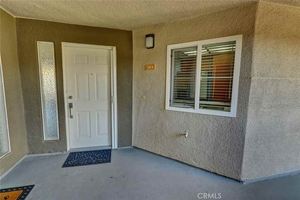 310 Lake St #310 - Photo 4 of 38