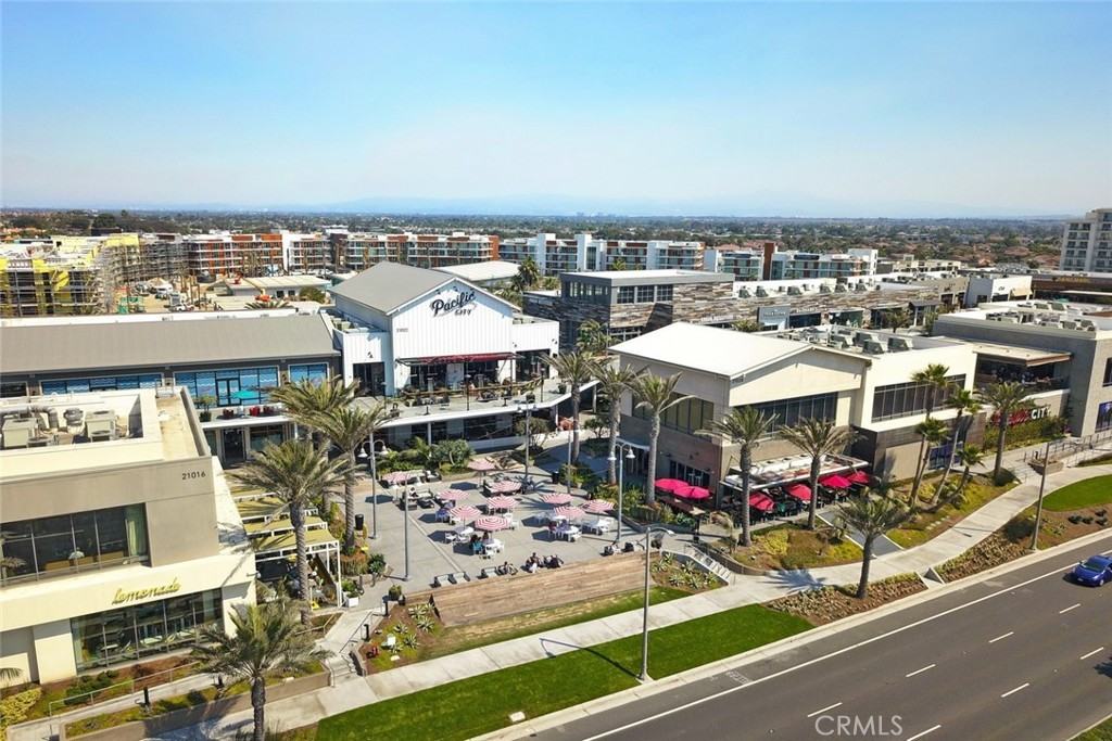 310 Lake St #310 - Photo 6 of 38