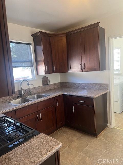 17652 Delano St #17652 - Photo 5 of 16