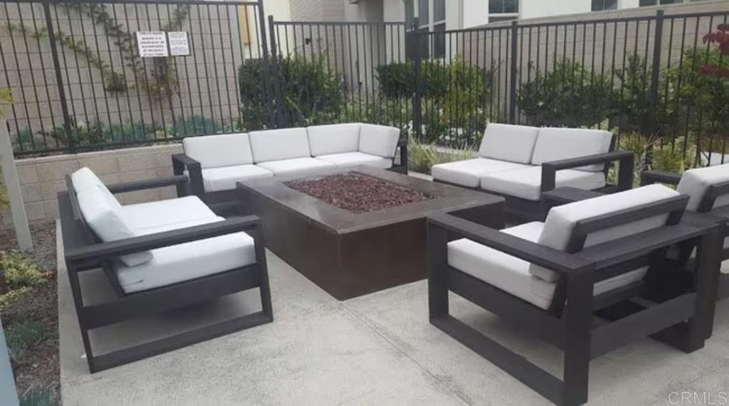 2006 Foxtrot Loop #2006 - Photo 3 of 16