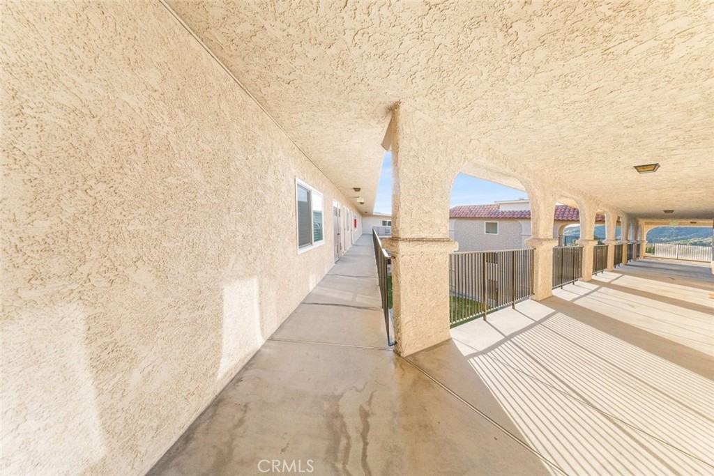 3010 Montrose Ave #3010-26 - Photo 2 of 36