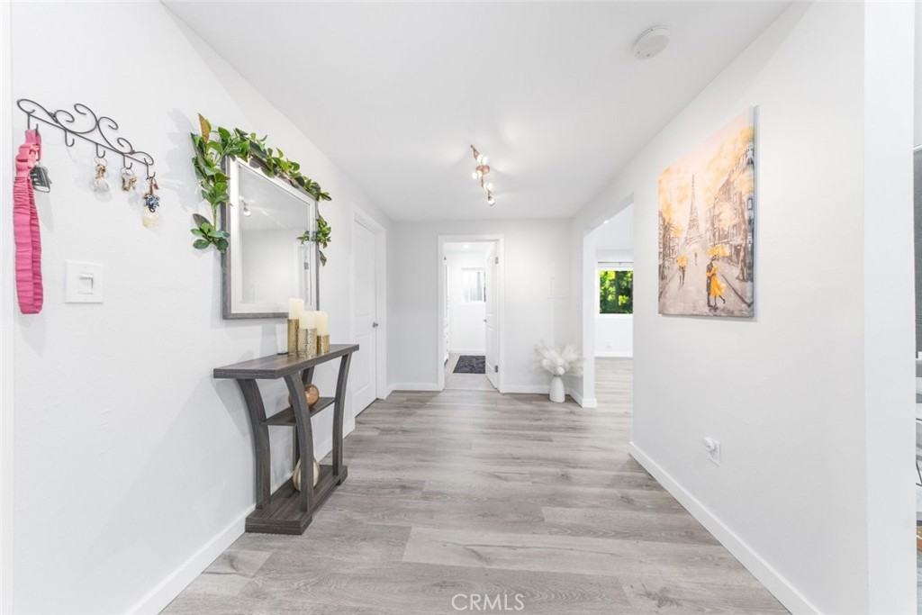 3010 Montrose Ave #3010-26 - Photo 4 of 36