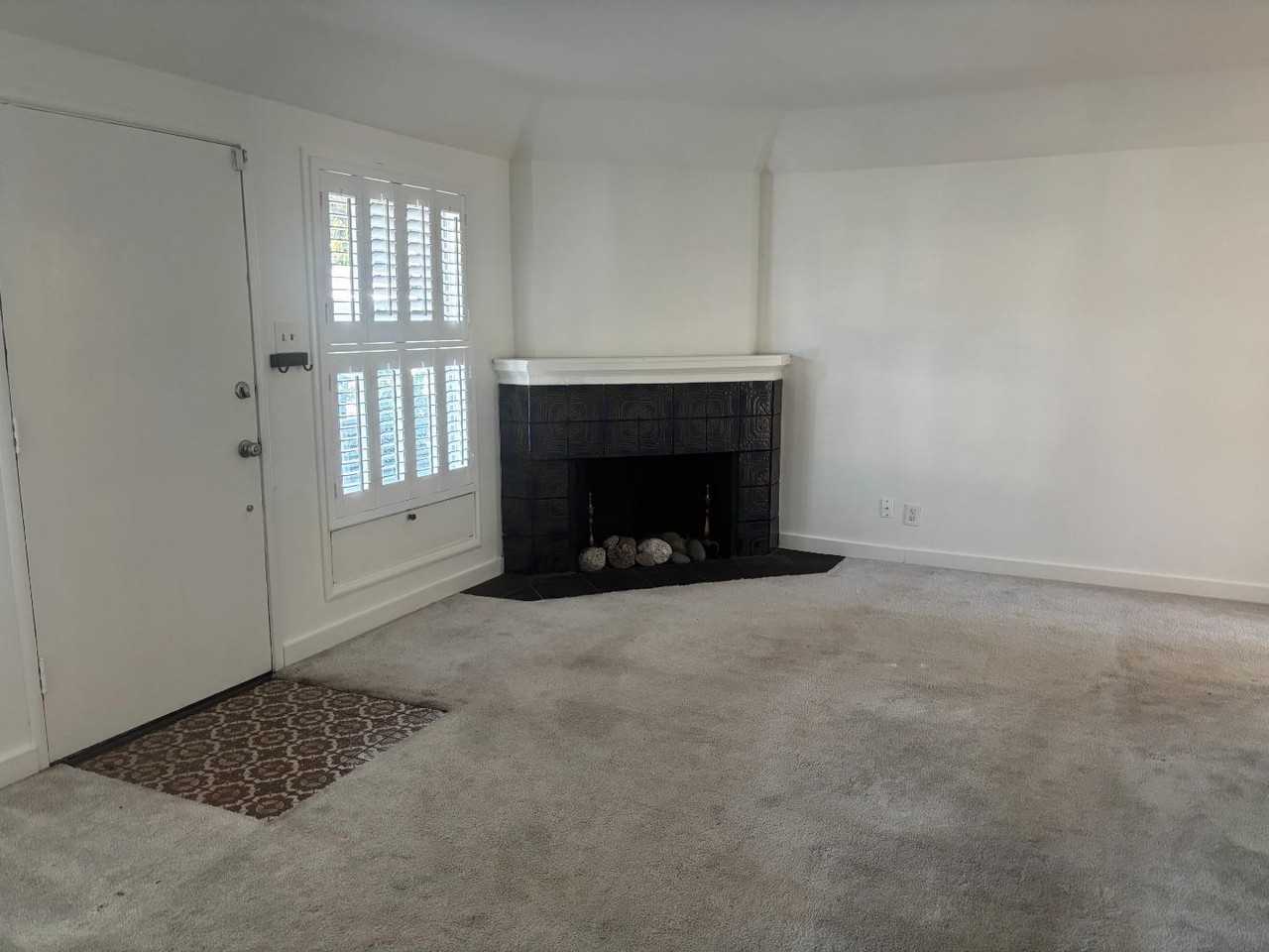 139 D St #139 - Photo 4 of 20