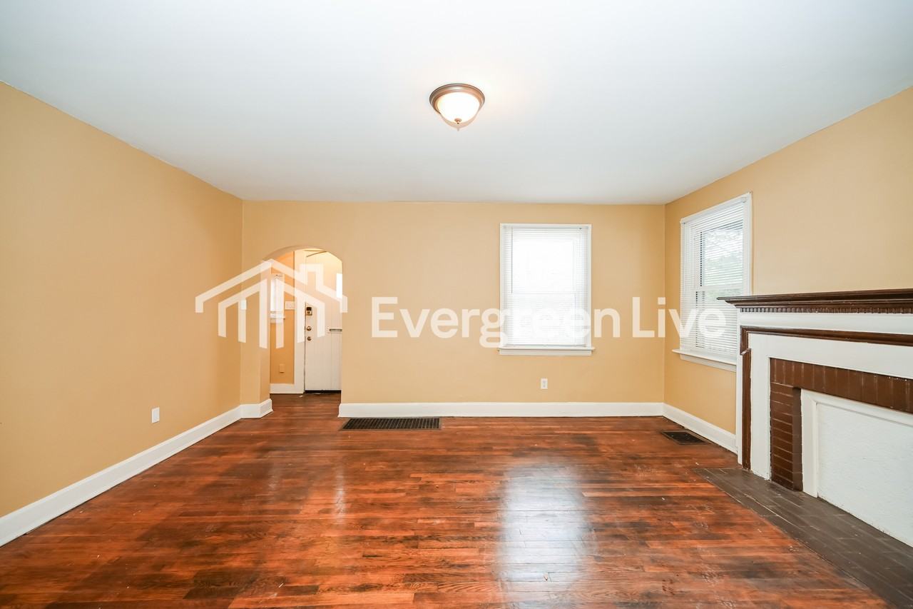 7052 Clovernook Ave - Photo 3 of 15
