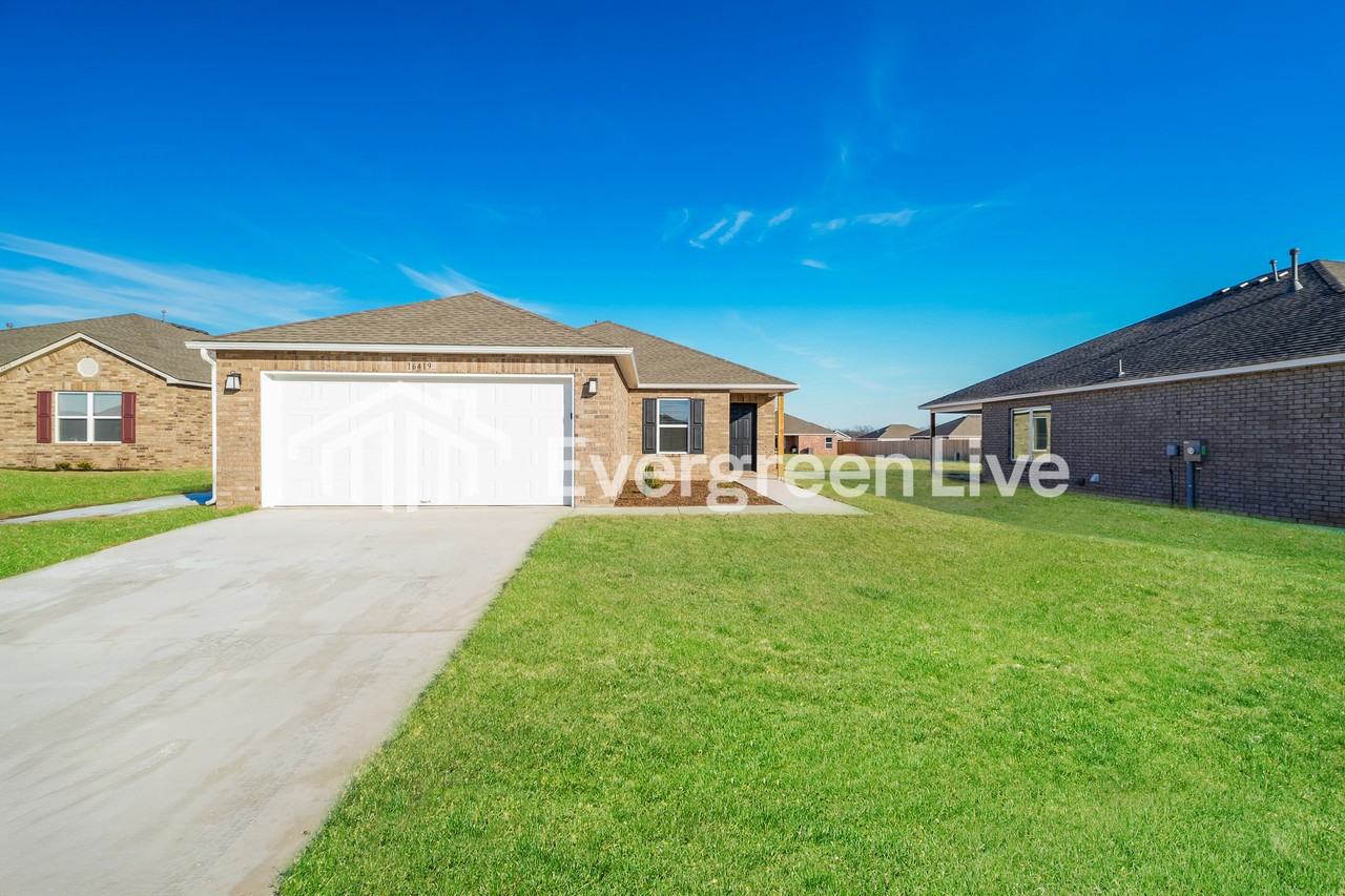 16419 S 86th East Ave - Photo 2 of 17