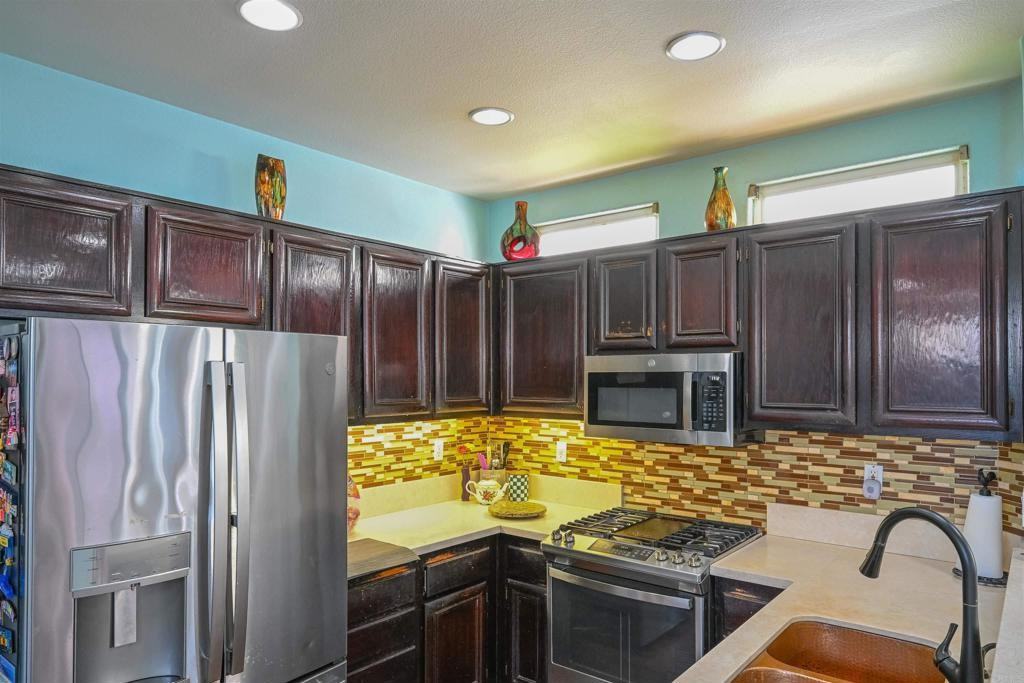 18861 Caminito Cantilena #18861-21 - Photo 4 of 25