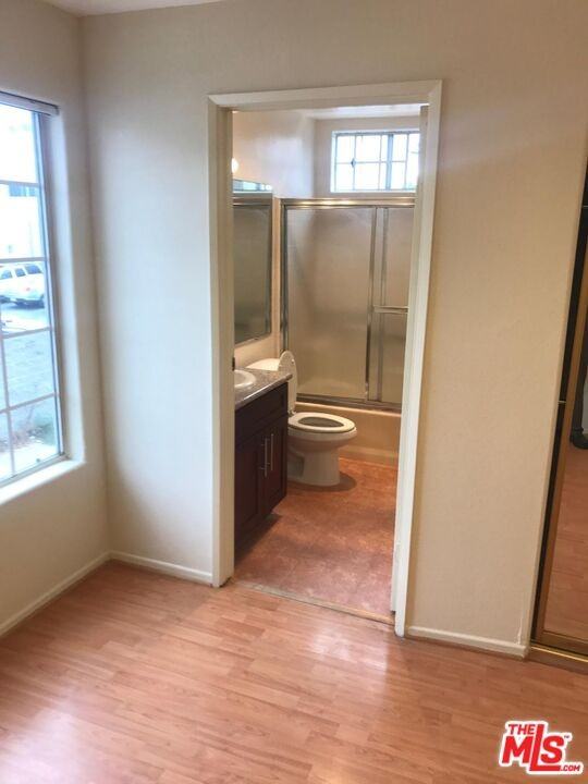 1652 Colby Ave #1652-103 - Photo 5 of 5