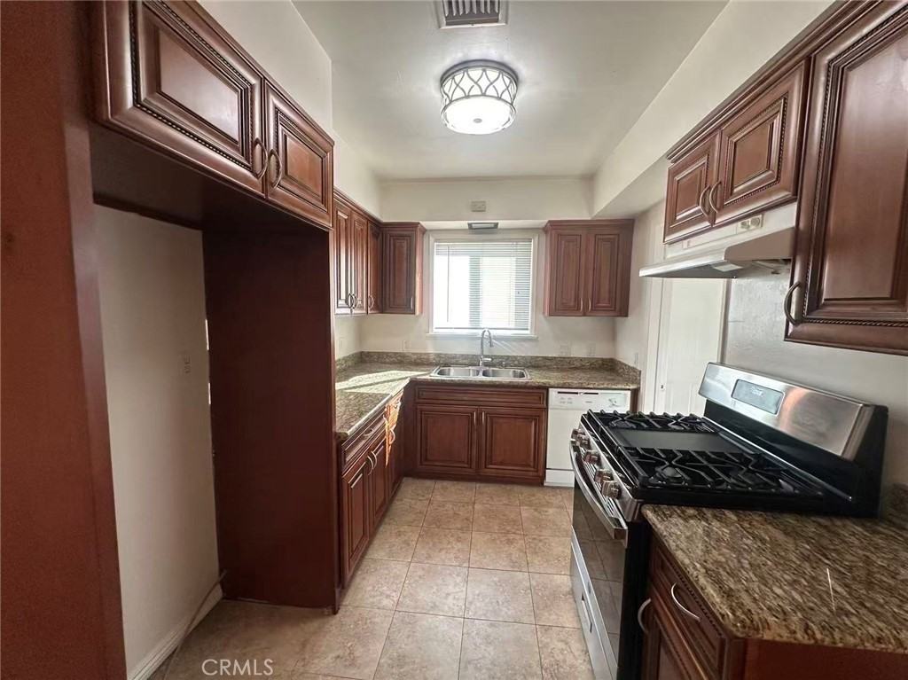 6519 Coralee Ave #6519 - Photo 4 of 9