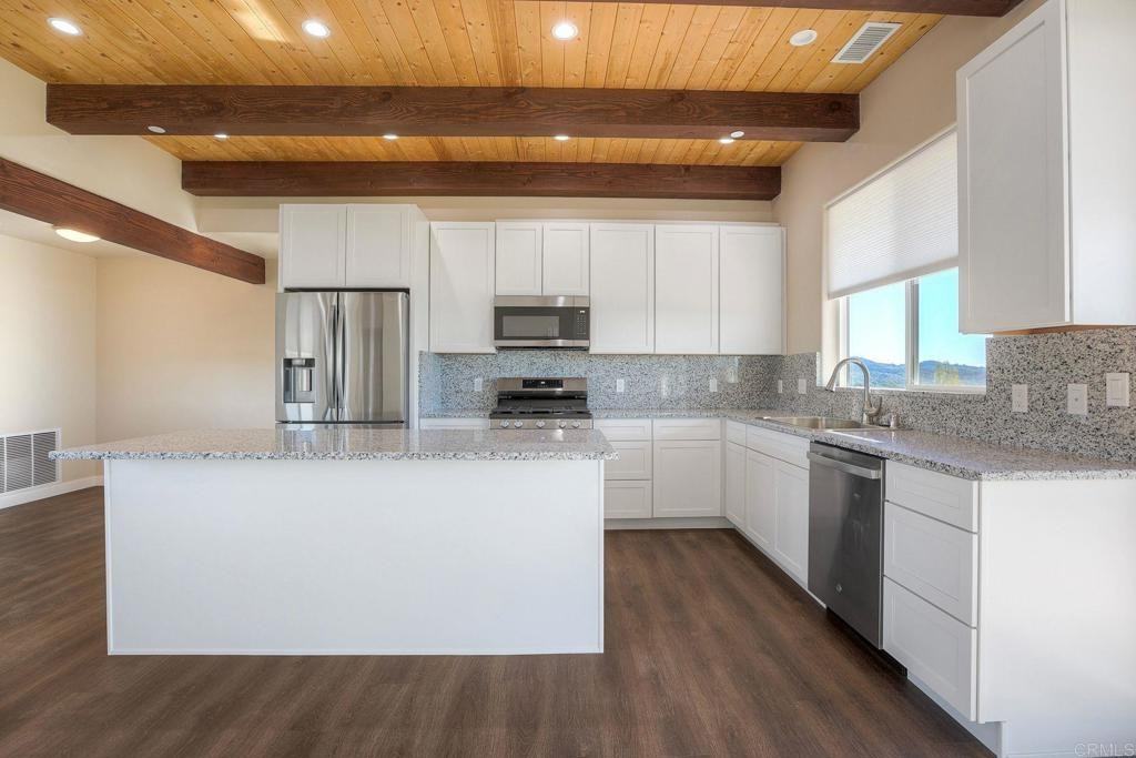 29433 1/2 Cole Grade Rd #29433 - Photo 5 of 50