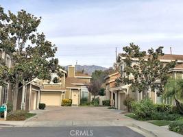 featured image of 444 Middlebury Ct #444