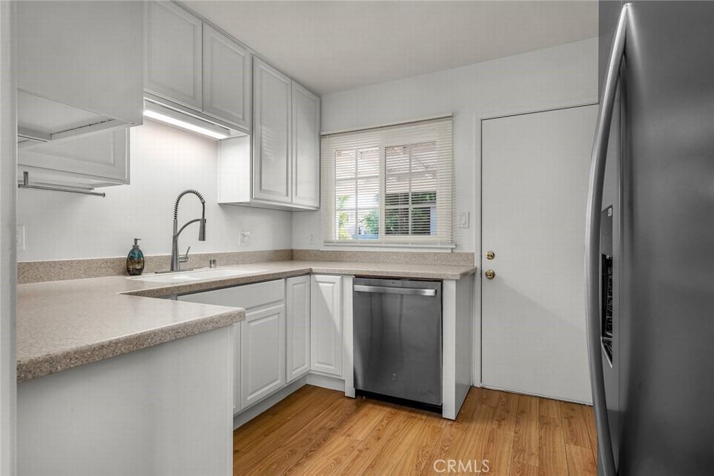 17608 Martha St #17608 - Photo 6 of 24