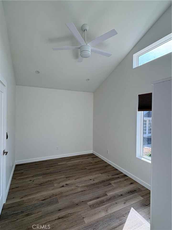 549 Derby Ln #549ADU - Photo 2 of 9