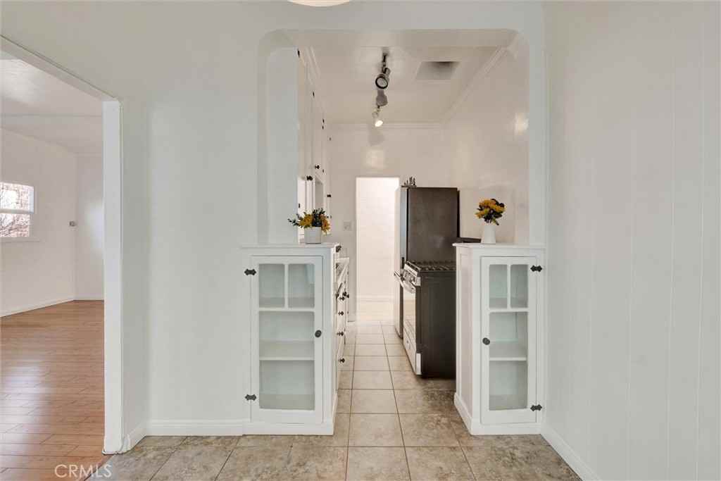 124 S Elm Dr #124-5 - Photo 5 of 28