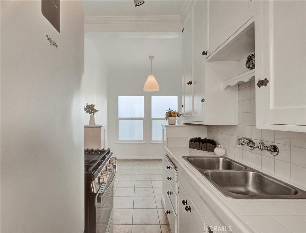 124 S Elm Dr #124-5 - Photo 6 of 28