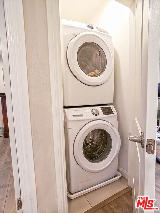 965 N Wilton Pl #965 - Photo 7 of 25