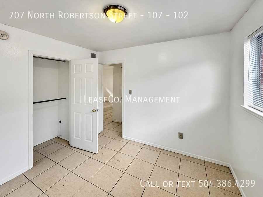 707 N Robertson St #102 - Photo 3 of 5