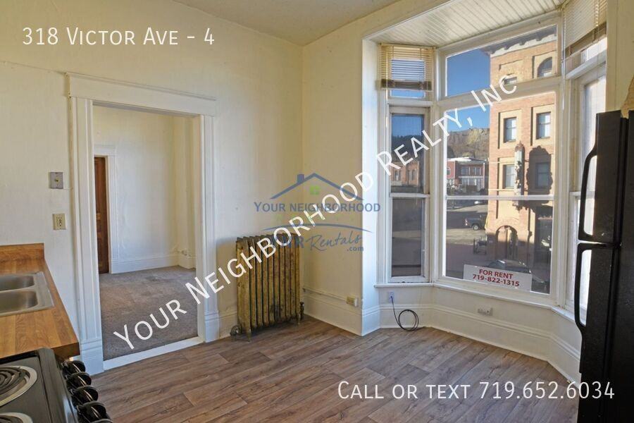 318 Victor Ave #4 - Photo 6 of 13