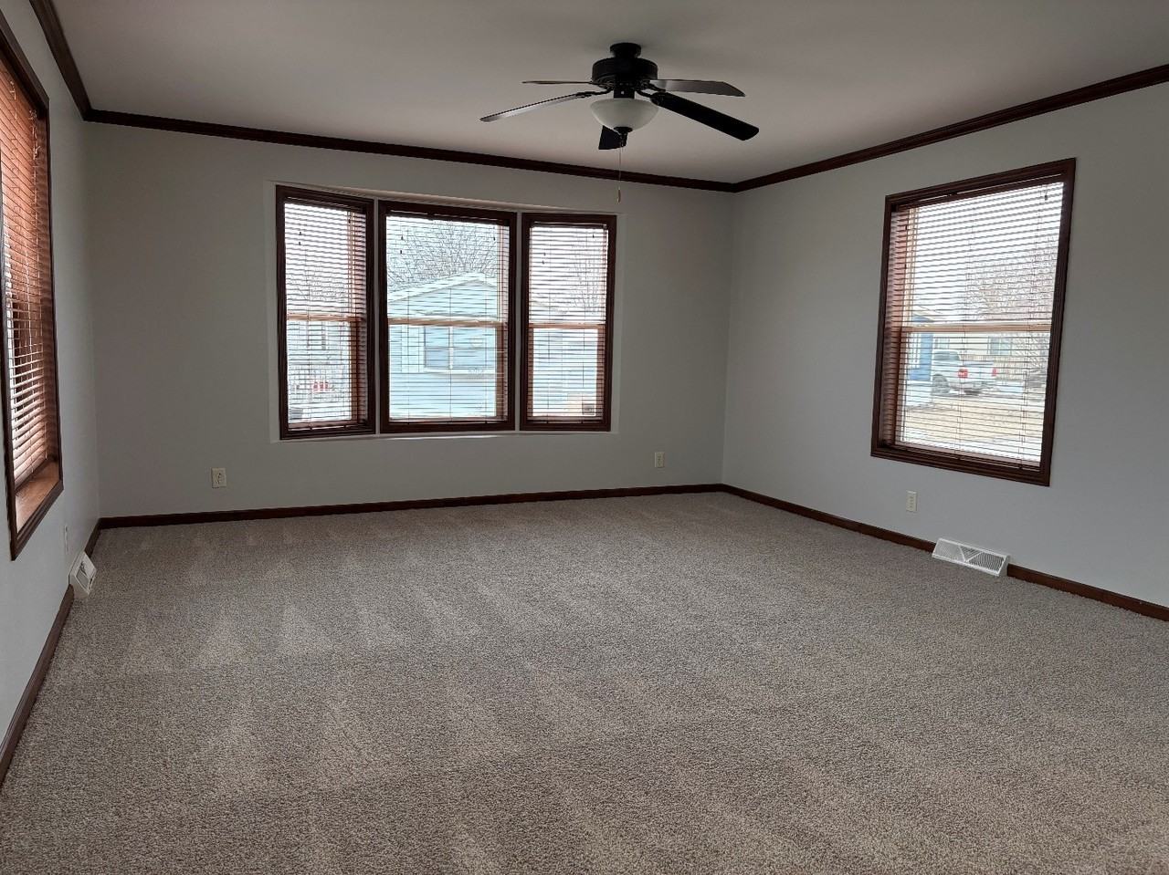 2200 Se Winter Park Dr #15 - Photo 2 of 28