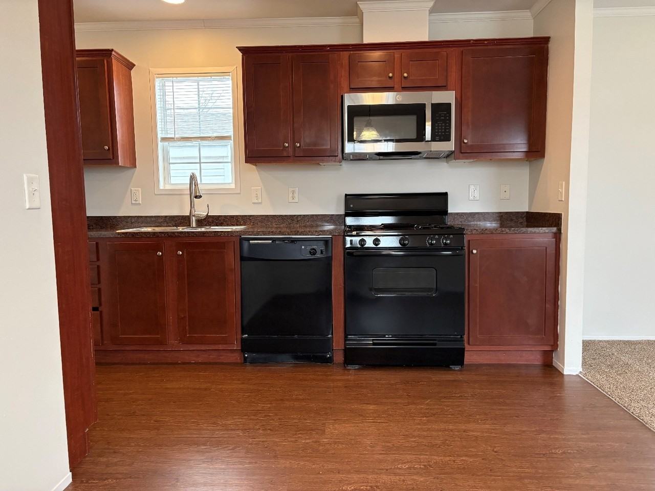 1921 Se Winter Park Dr #111 - Photo 6 of 28