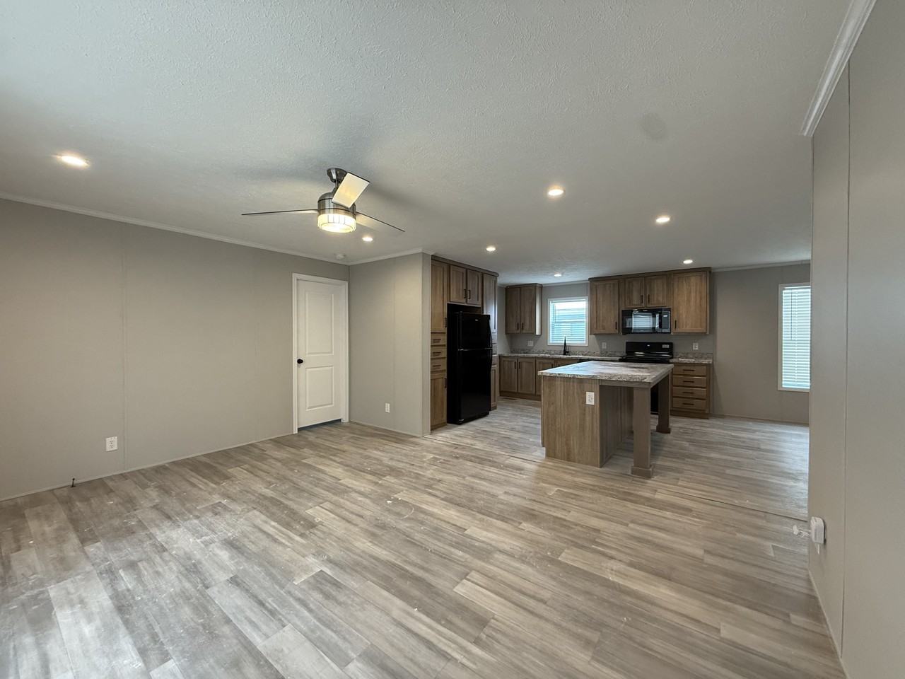 29811 W Essex Ct #114 - Photo 5 of 28