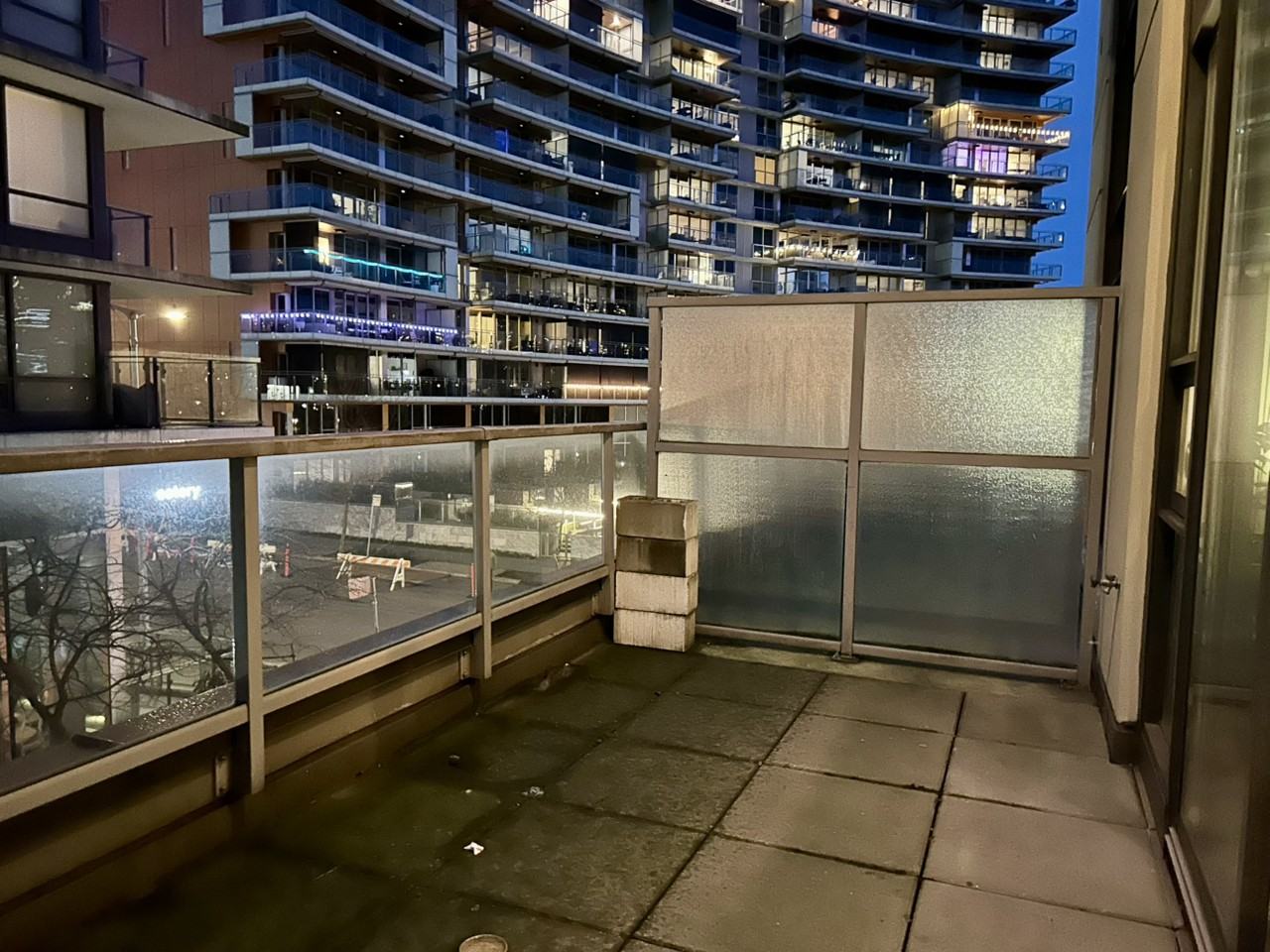 1708 Columbia St - Photo 3 of 13