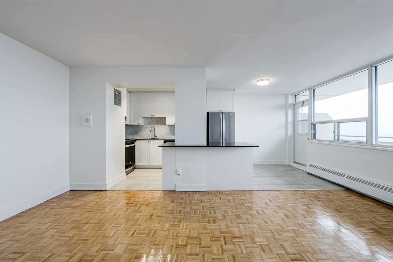 55 Triller Avenue - Photo 4 of 10