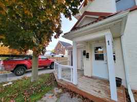 featured image of 307 Moffat St