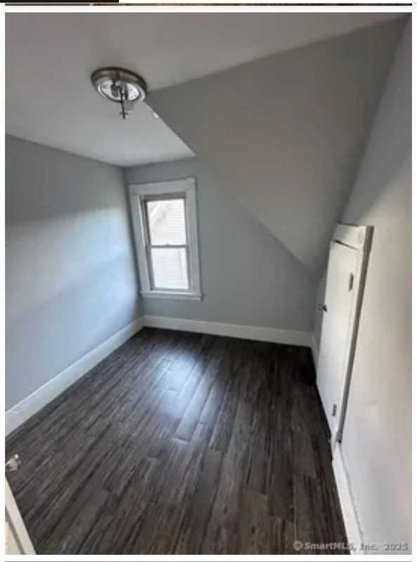 26 Ridgewood St - Photo 4 of 11