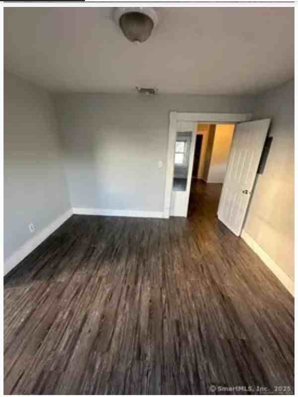 26 Ridgewood St - Photo 5 of 11