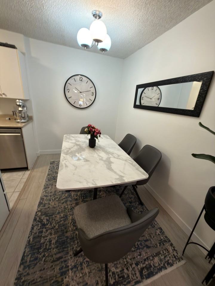 2012 Fullerton Avenue #1118 - Photo 2 of 13