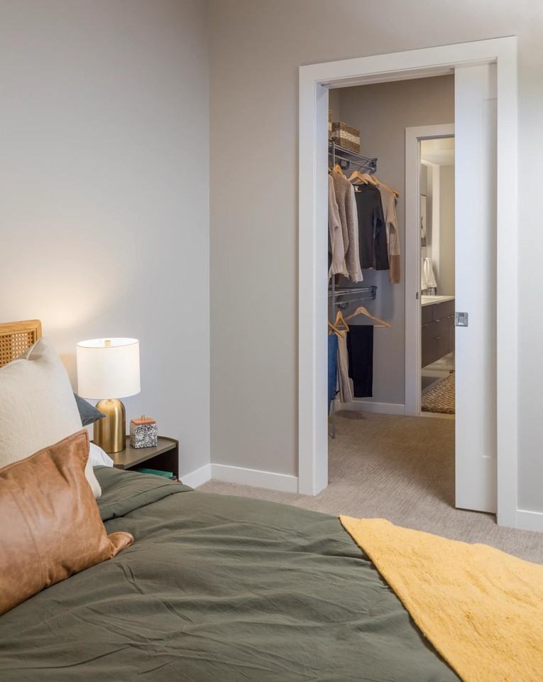 Modera LoHi - Photo 5 of 43