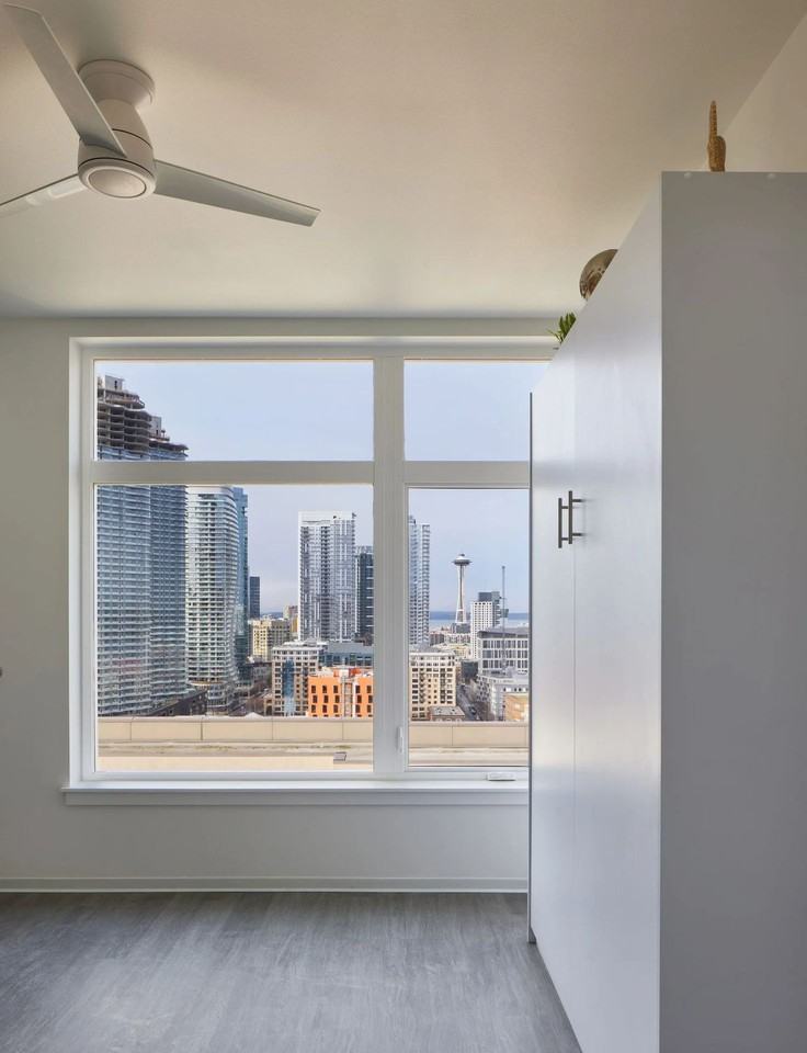 123 Bellevue Avenue East - Photo 5 of 17