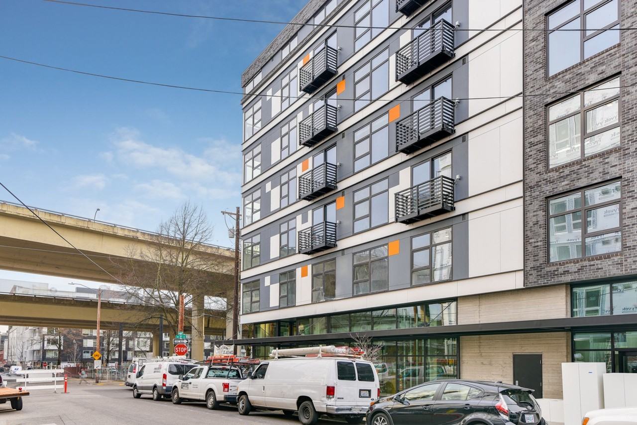 Derby Slabtown - Photo 3 of 50