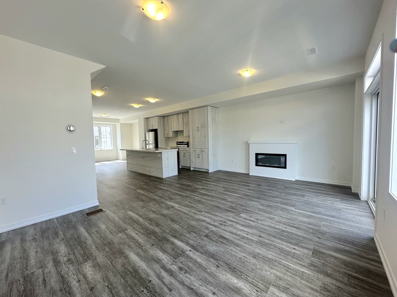 11 Kingbird Common - Photo 3 of 29