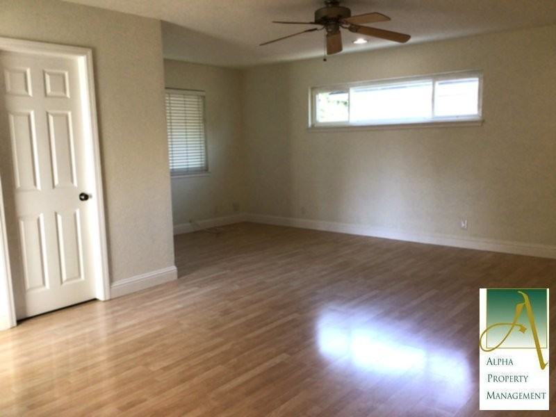 2216 Chase Dr - Photo 3 of 8