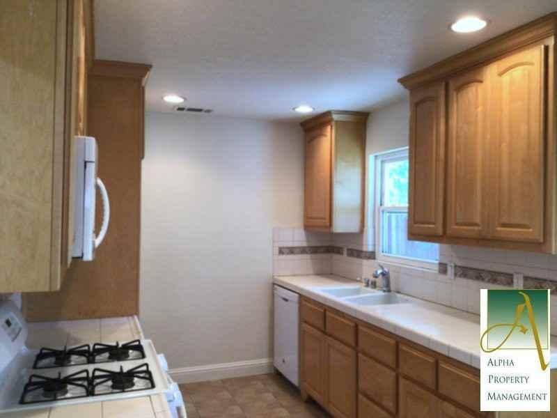 2216 Chase Dr - Photo 4 of 8