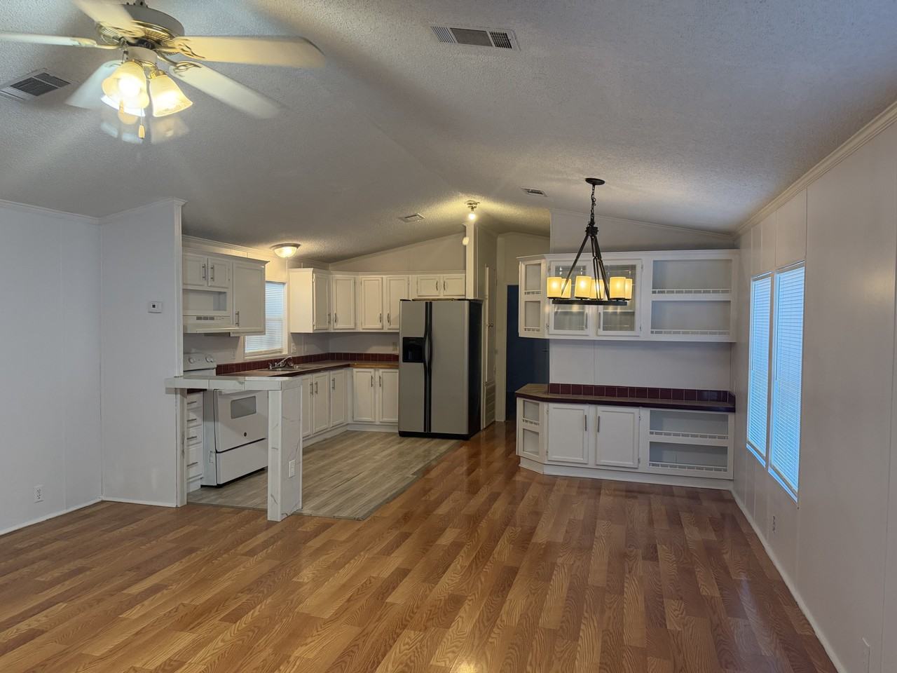 4222 Live Oak Ln #NA