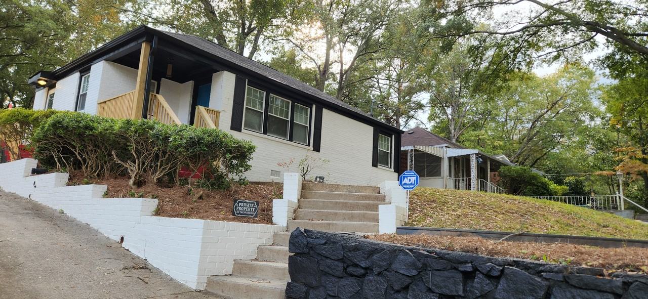 1824 Tiger Flowers Dr Nw #NA - Photo 4 of 17