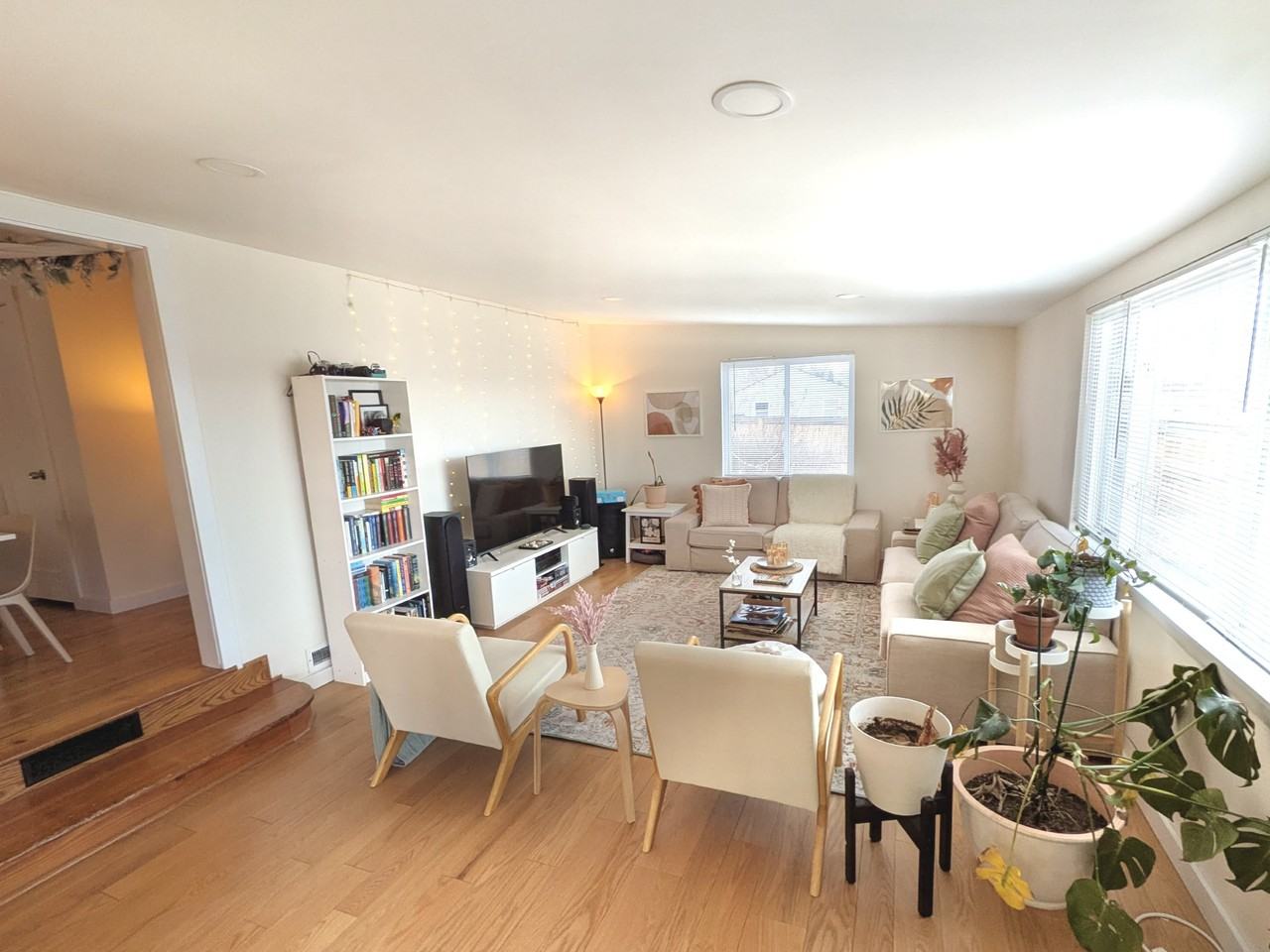 850 S Osage St - Photo 3 of 11