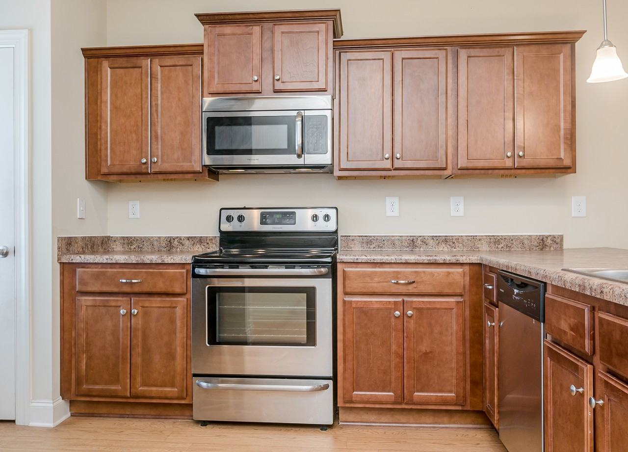 948 Erika Ln #948 - Photo 6 of 36