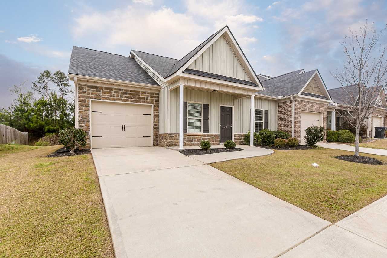 948 Erika Ln #948 - Photo 2 of 36