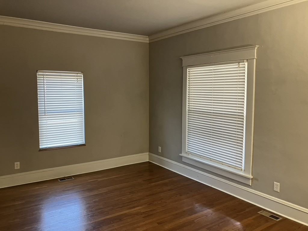 1304 S Houston Ave #A - Photo 3 of 15